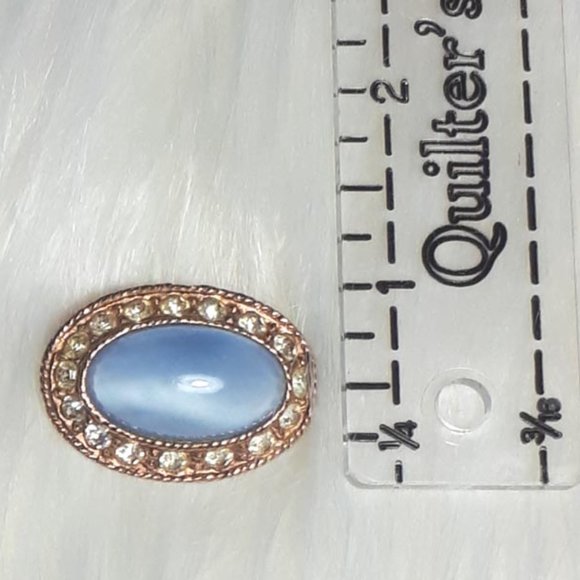 Vintage rhinestone and blue stone brooch. Gold leaf - Picture 4 of 4